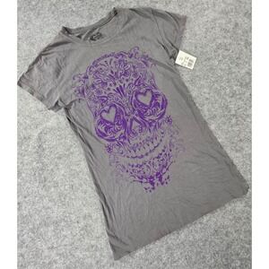NWT Stranded Gray Graphic Tee T-Shirt Purple Heart Skull Whimsigoth Y2K Sz M NEW